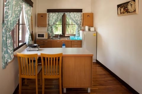 Rom Yen Guest House -Kitchen