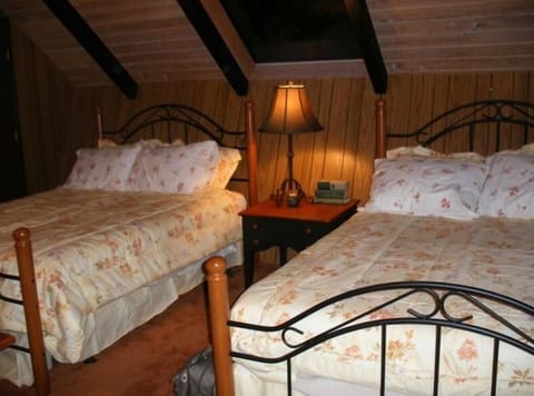 WiFi, bed sheets, wheelchair access