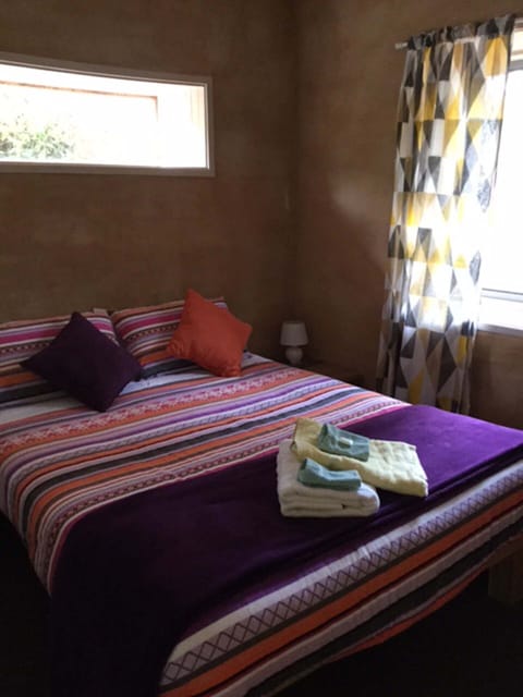 1 bedroom, bed sheets, wheelchair access