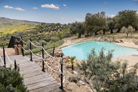 Outdoor pool, an infinity pool