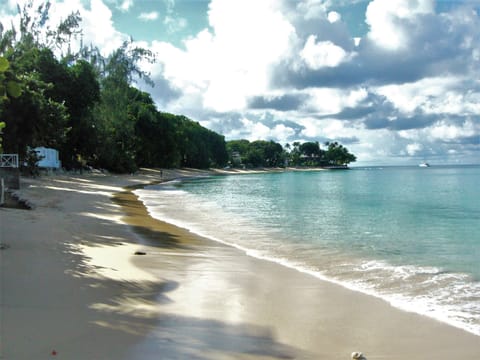 Beach nearby, beach towels