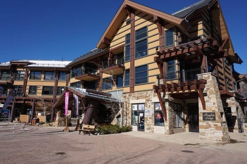 Hayden Lodge with Children's Tree House Center on ground level