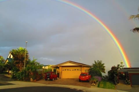 Pot of Gold, No 26 Kupe Road,