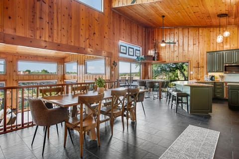 8 person dining table