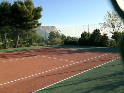 Sport court