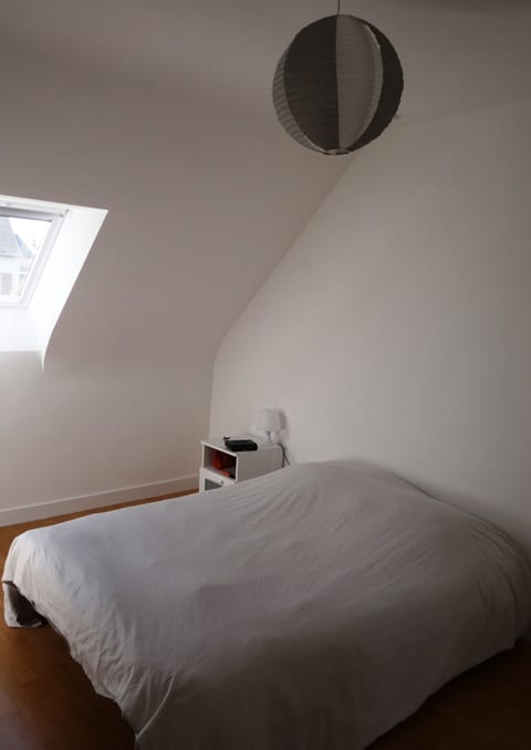 4 bedrooms, iron/ironing board, free WiFi