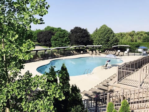 Indoor pool, outdoor pool