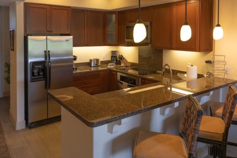Fully and extensively equipped kitchen.
