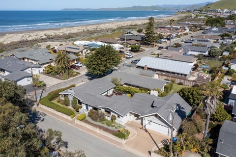 Enjoy this beautiful home located in the primed Beachcomber neighborhood.