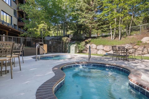 highlandslodge-4368_53009090801_o_1