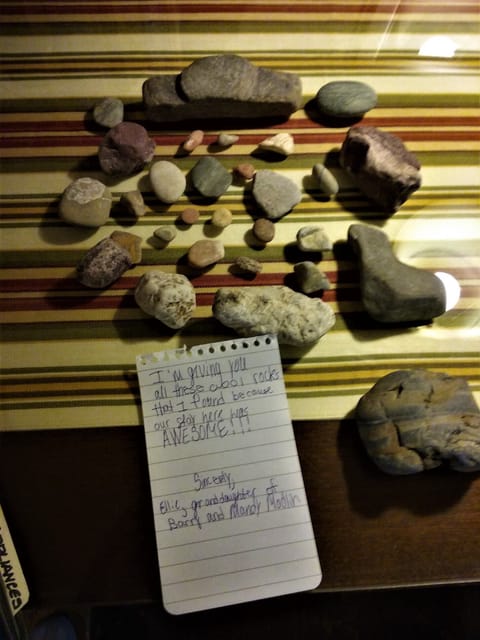 "I'm giving you all these cool rocks that I found because our stay was awsome!!"