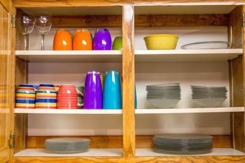 Dishes/Pots/Pans/Silverware Provided