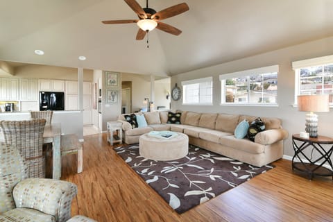 Just collapse on this very comfortable sectional & watch some TV on the 3-D TV