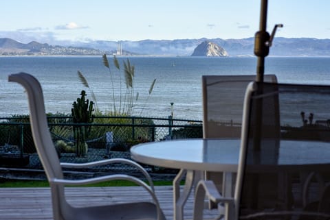 This is the amazing view of the Pacific that you will enjoy during your stay!