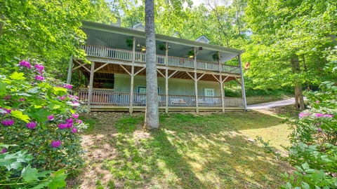 Front of Browns Creeksong Home