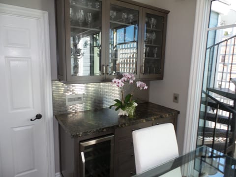 Dining/Bar/Glass Area