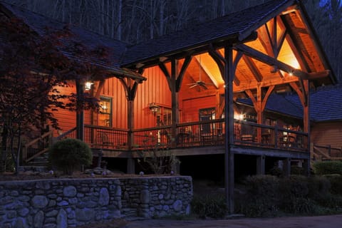 East Fork Ranch Lodge