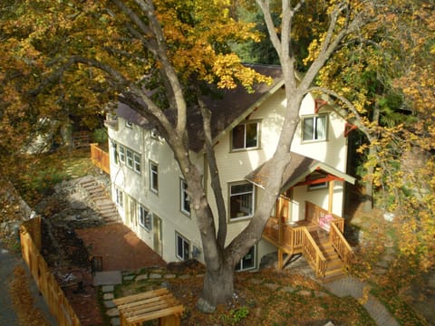 Andriette's Bed, Book and Bicycle - Located In Historic Fort Russell ...