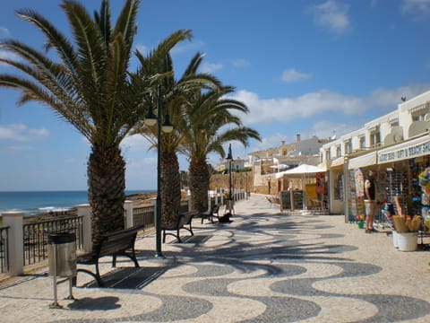 Beach nearby, beach towels