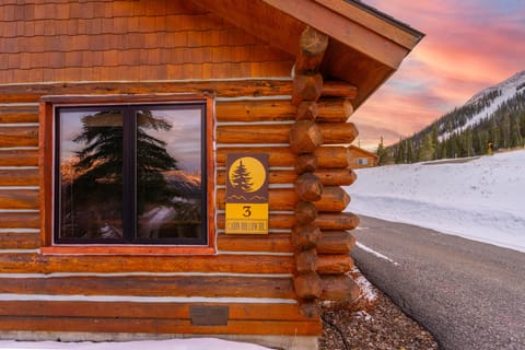 Exterior of Cowboy Heaven 3