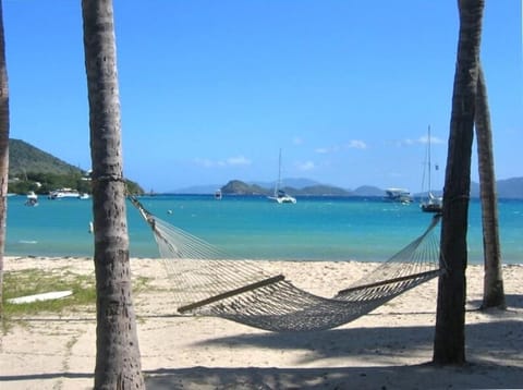 Beach nearby, sun loungers, beach towels