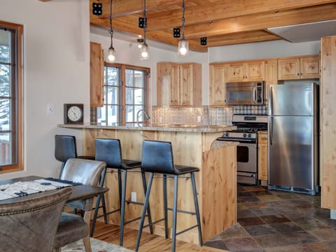 MMH 4 Harvest Moon Kitchen 1