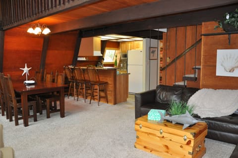 The dining table seats 7 and the bar seats 3 more, plus al fresco dining