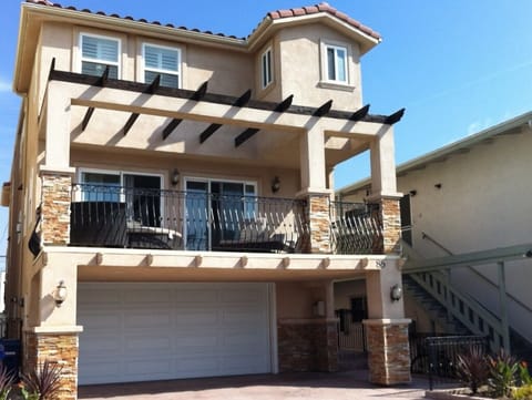 Front of house 
