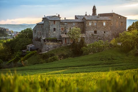 The walled village of Benano