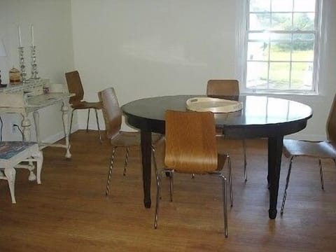 Bright Sunny Dining Room -with extendable table