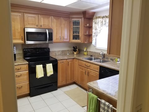 Kitchen Stove & Sink Area