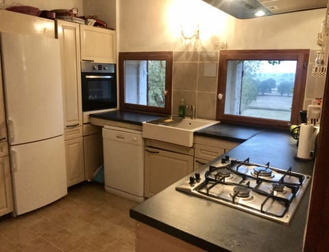 The kitchen with all facilities for 10 persons