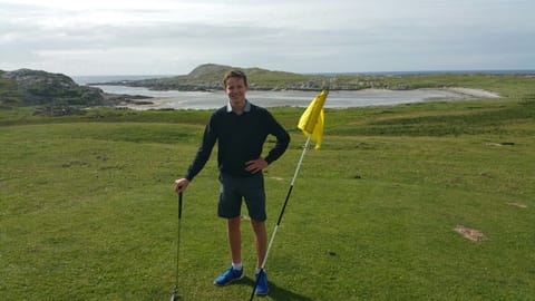 Colonsay 18 hole golf course with views over Machrins beach and the Atlantic