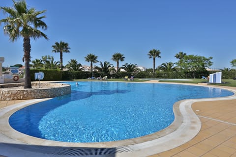 Pool | Outdoor pool