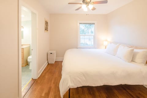 1 bedroom, memory foam beds, iron/ironing board, WiFi