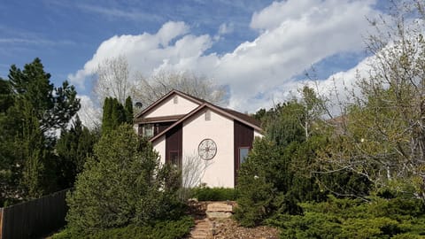 Eden 2 in summer, our home in a quiet setting near to many attractions.