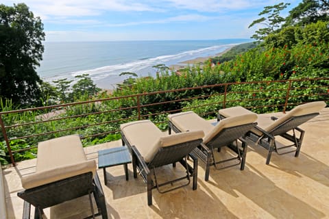 Sun deck with plush Bali lounge chairs