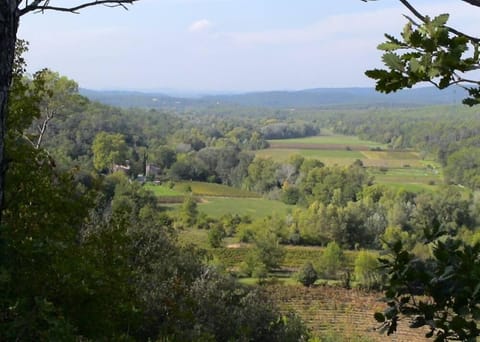 Vue sur la vallée de l'Argens