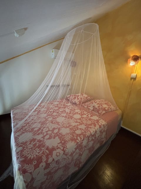 Iron/ironing board, travel crib, free WiFi, bed sheets