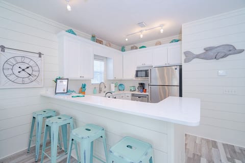 Extra seating for some good food or great conversations.