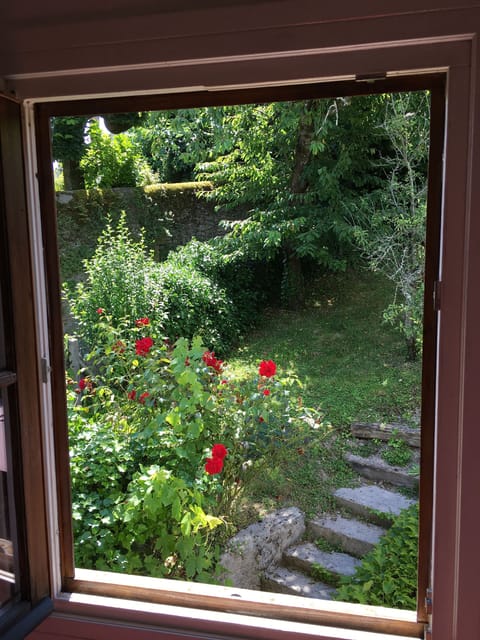 staircase window to back garden
