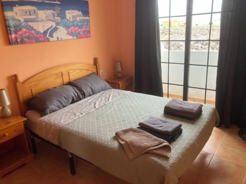 4 bedrooms, in-room safe, iron/ironing board, WiFi