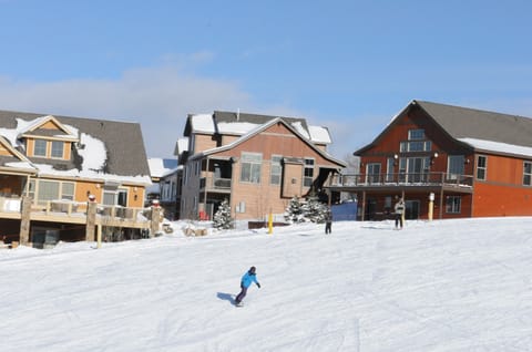 Snow and ski sports