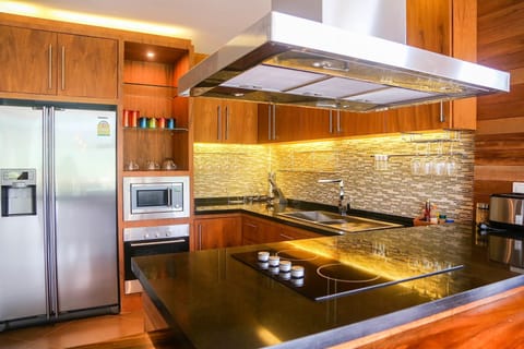 Luxury 3-bed penthouse breathtaking view