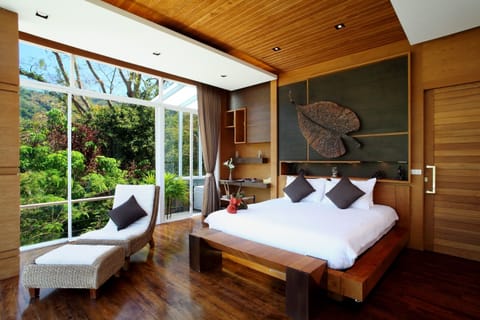 Luxury 3-bed penthouse breathtaking view