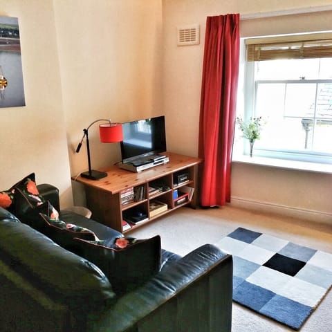 Comfortable and cosy lounge to relax in the evenings. 