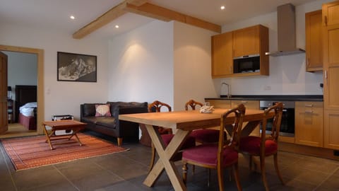 Kitchen and living room (lower ground floor)