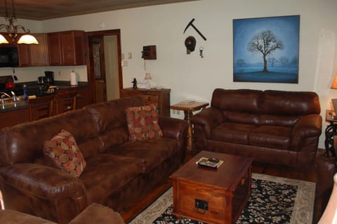 Rustic 1 bedroom apartment that you will truly enjoy.