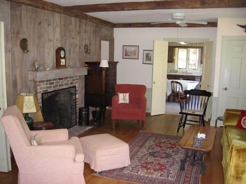 Wellfleet Cottage tradizionale e affascinante Casa in Wellfleet