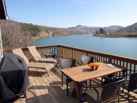 Upper River Deck table, chaise, gas grill
